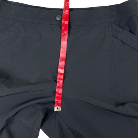 Chico’s Zenergy | UPF Bungee Ankle Crop Pants | 1 Short - Picture 4 of 8